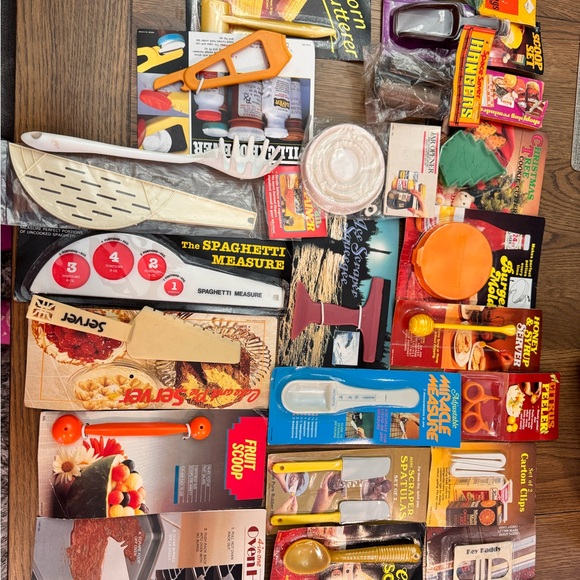Vintage Kitchen Gadget Set